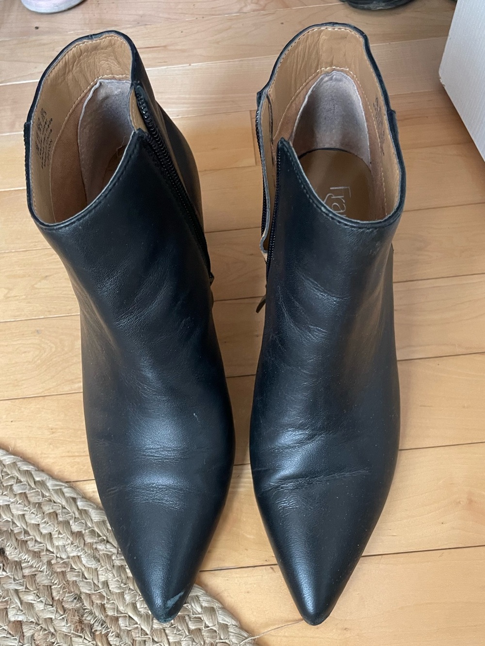 Women's Black Pointed-Toe Ankle Boots